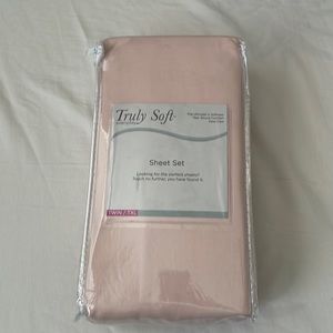 NWT TRULY SOFT Everyday TWIN/TXL Sheet Set in Blush